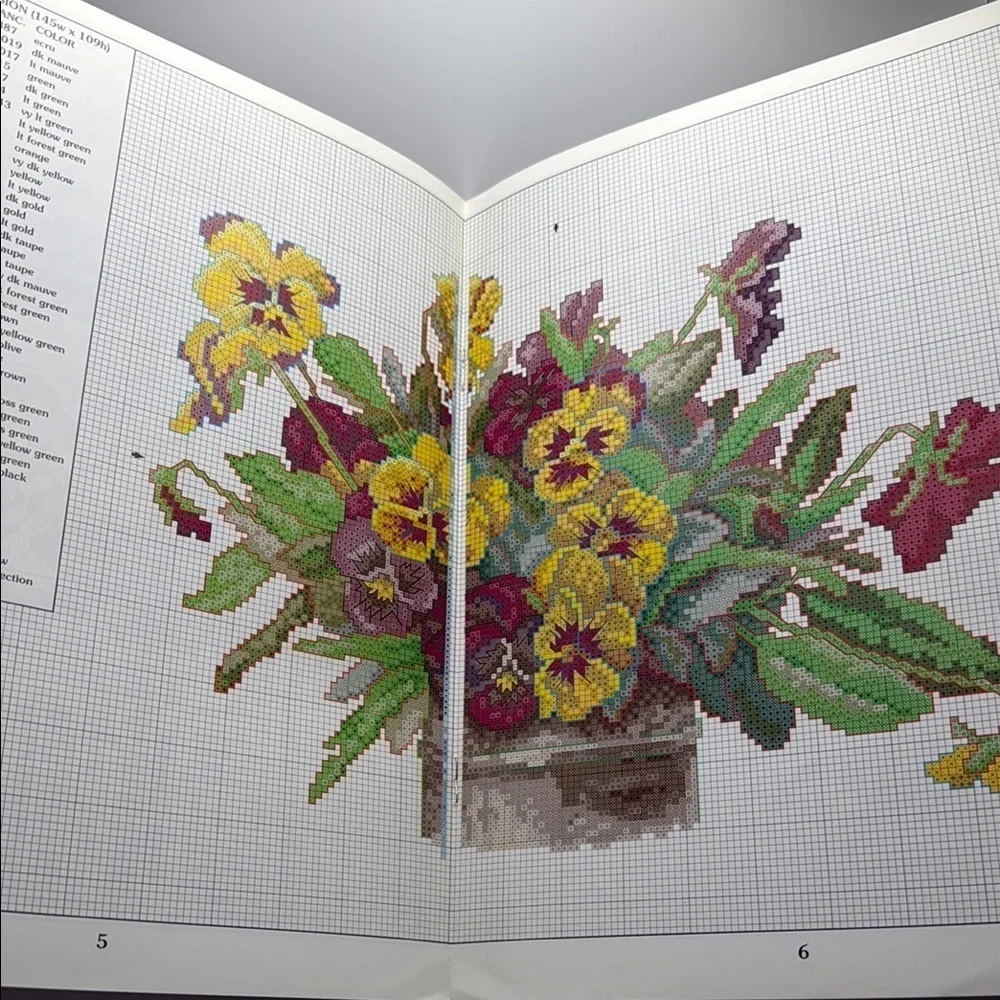Leisure Arts Pansies In Profusion Cross-Stitch Booklet #2758